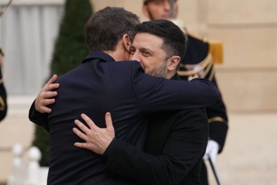 Μακρόν Ζελένσκι